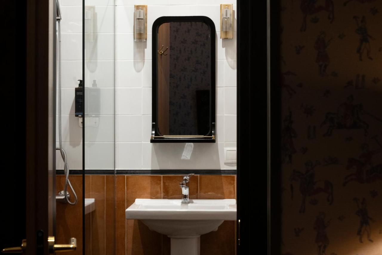 Communal Hotel Kutaisi Zewnętrze zdjęcie