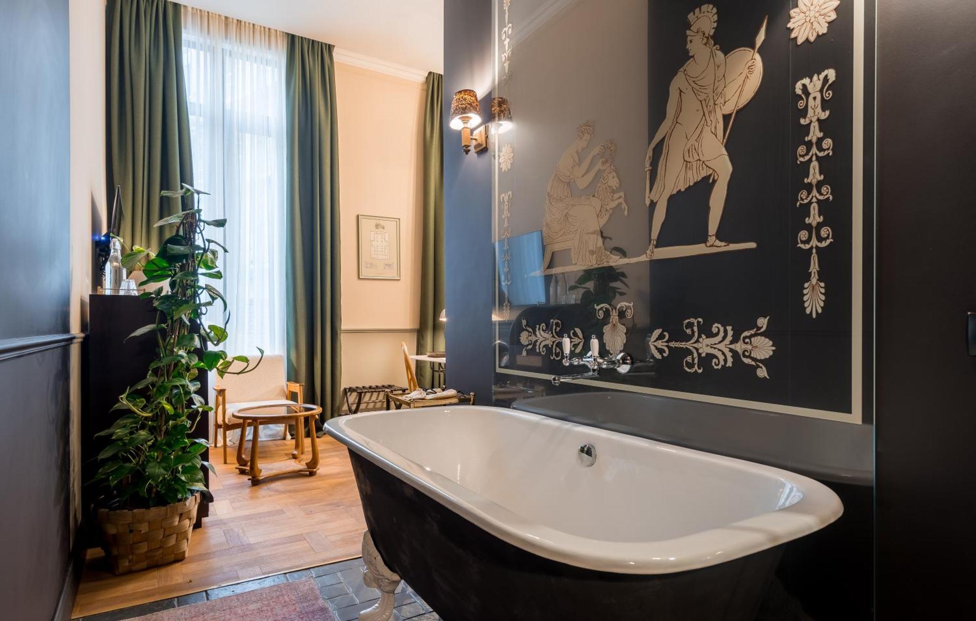 Communal Hotel Kutaisi Zewnętrze zdjęcie