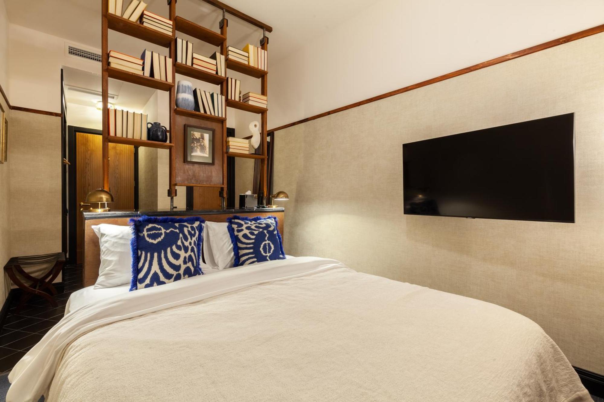 Communal Hotel Kutaisi Zewnętrze zdjęcie
