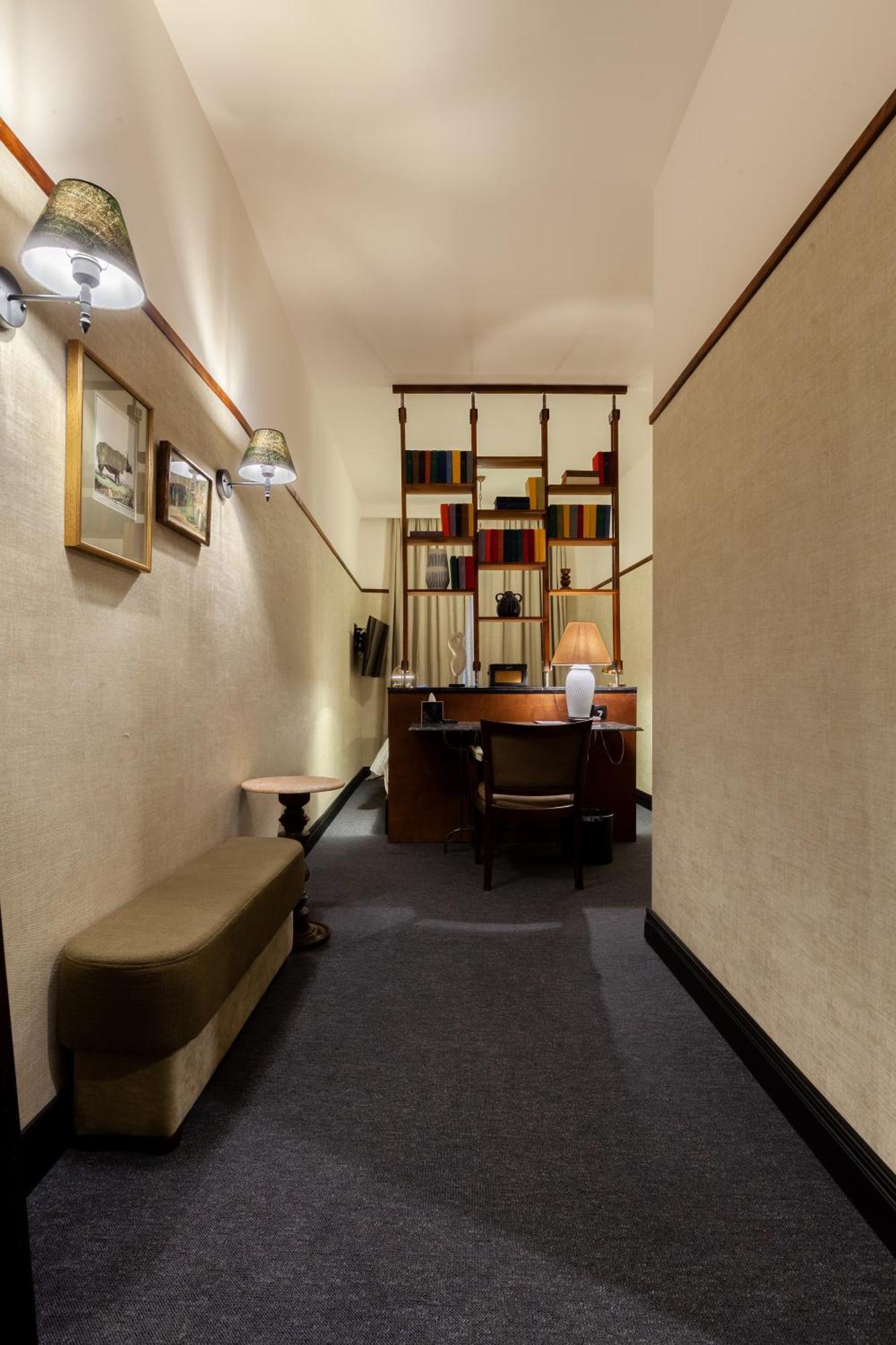 Communal Hotel Kutaisi Zewnętrze zdjęcie